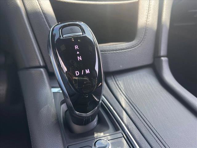 Used 2025 Cadillac XT6 Premium Luxury w/ Technology Package FWD image 10