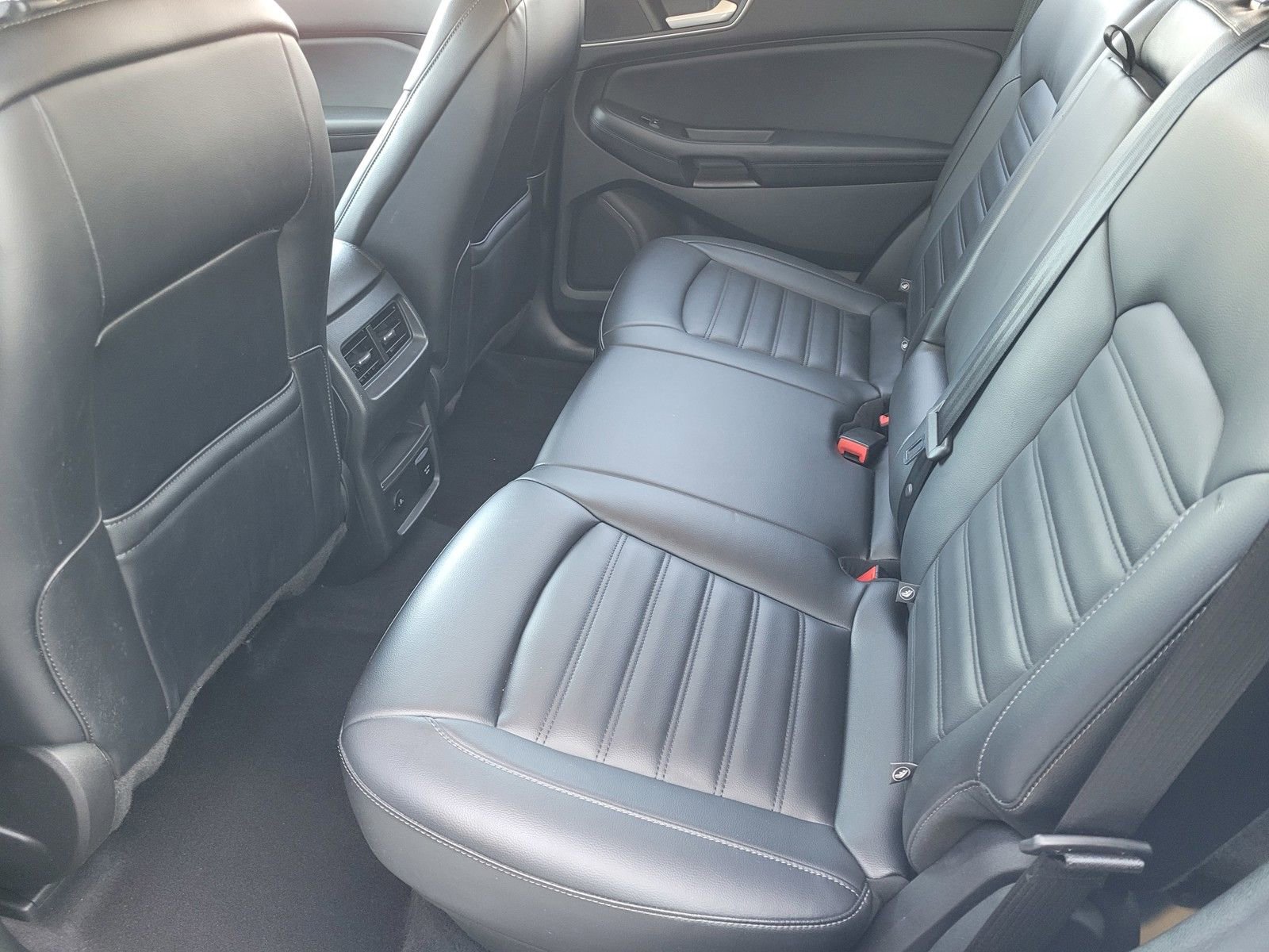 Used 2023 Ford Edge SEL w/ Convenience Package image 10
