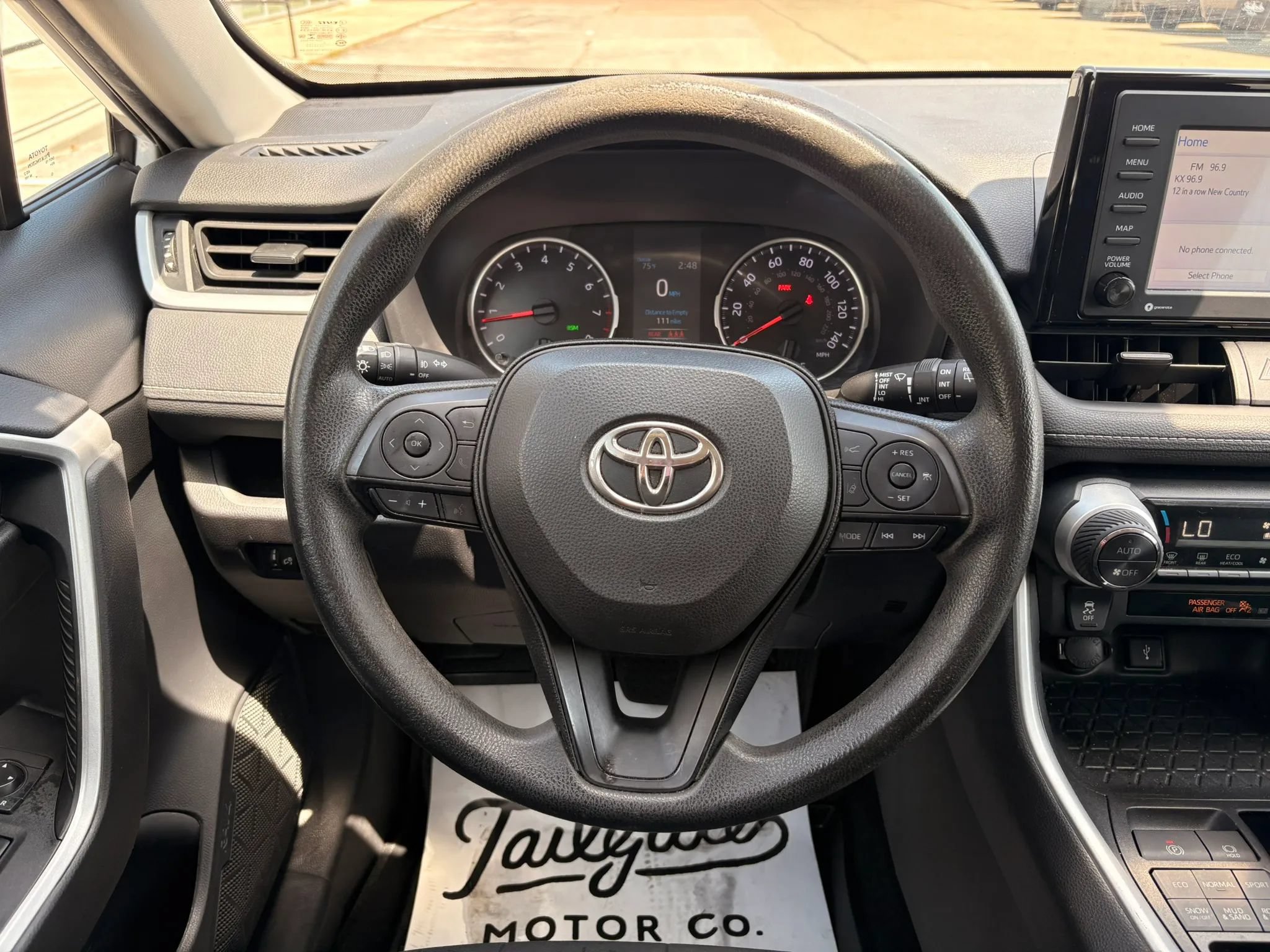 Used 2021 Toyota RAV4 XLE AWD/4WD image 18