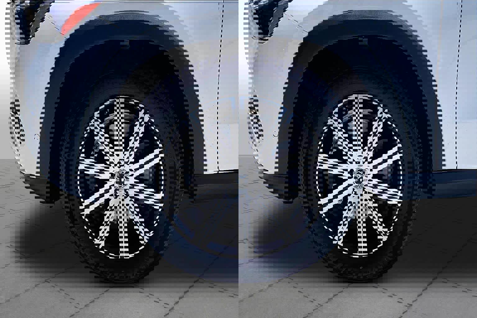 Used 2026 Mercedes-Benz GLE 350 4MATIC image 11