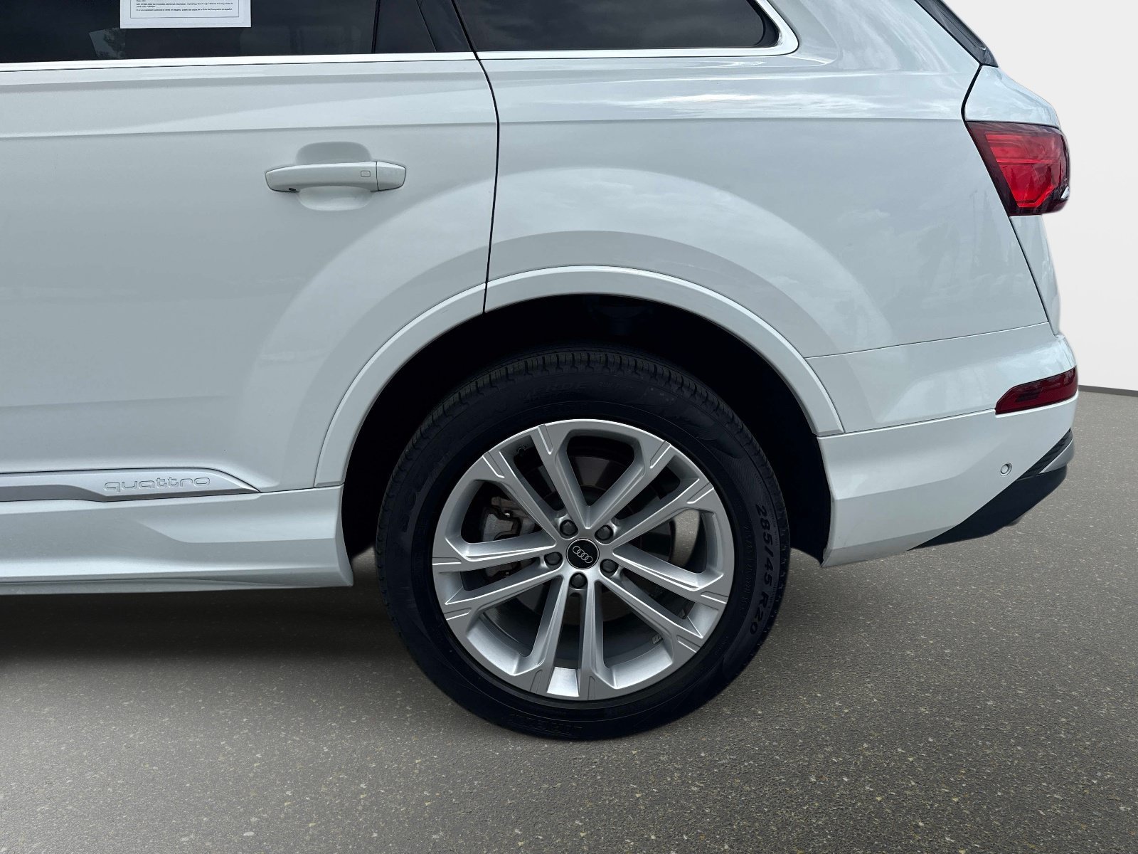 Certified 2025 Audi Q7 3.0T Premium Plus AWD/4WD image 10