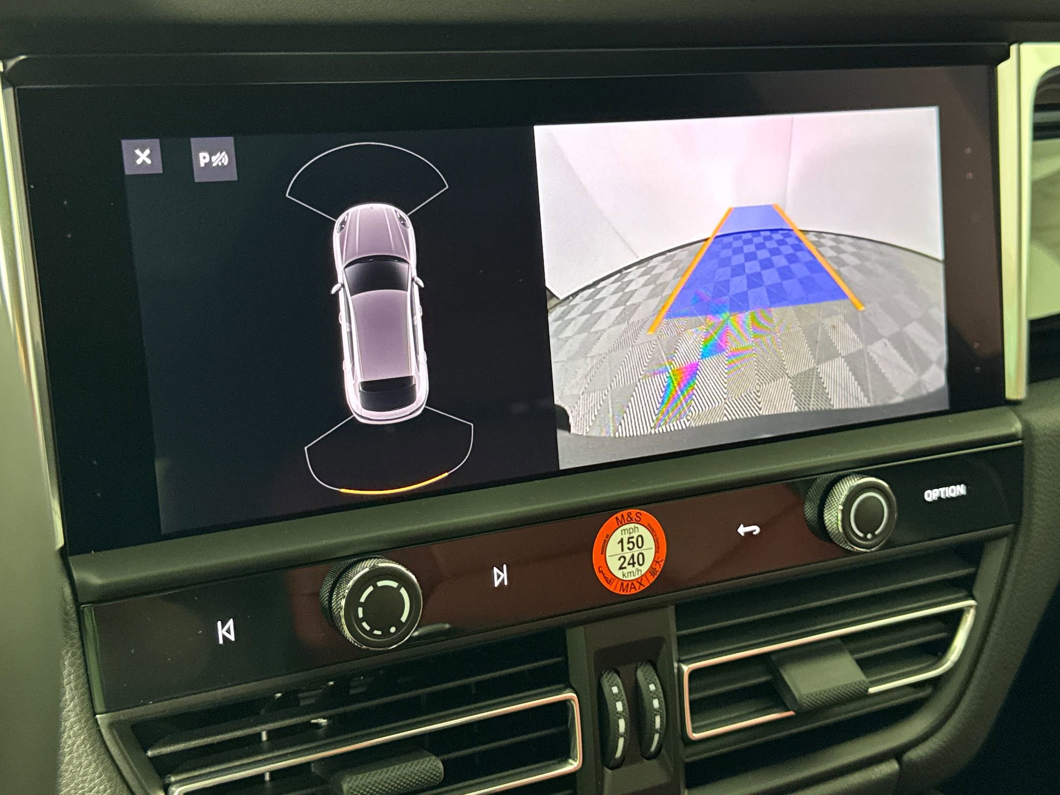 Certified 2026 Porsche Macan image 19