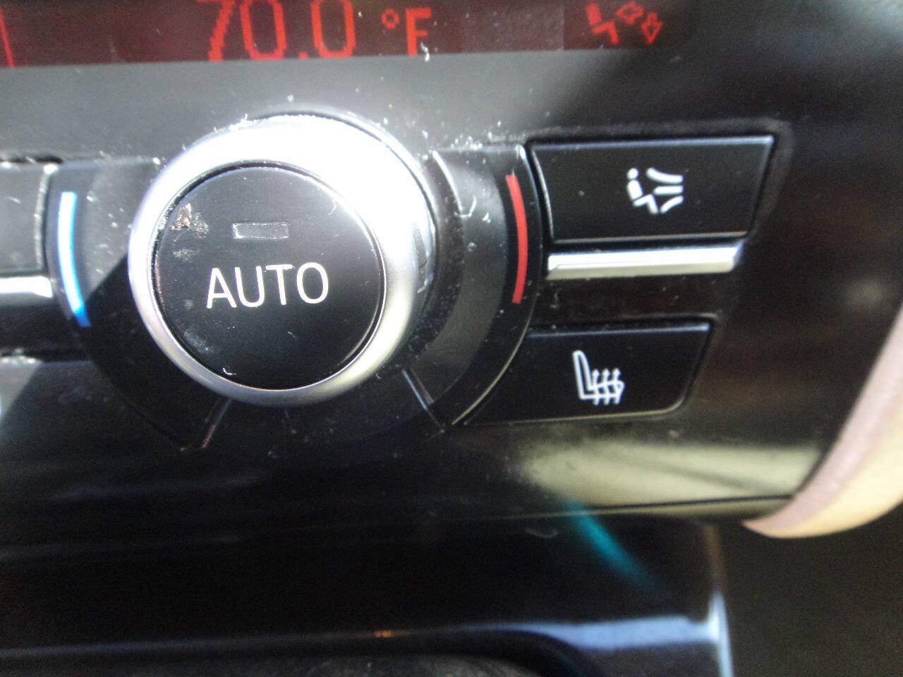 Used 2015 BMW 528i xDrive Sedan AWD/4WD image 11
