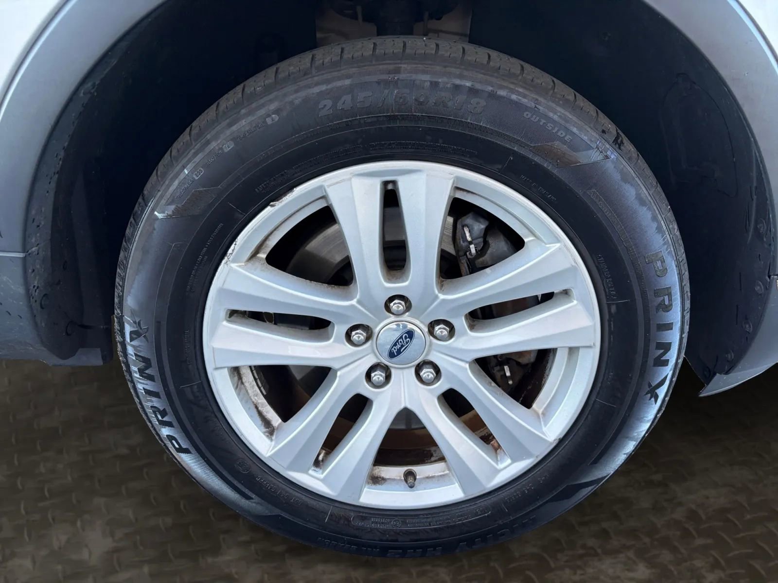 Used 2019 Ford Explorer XLT w/ Equipment Group 202A AWD/4WD image 42