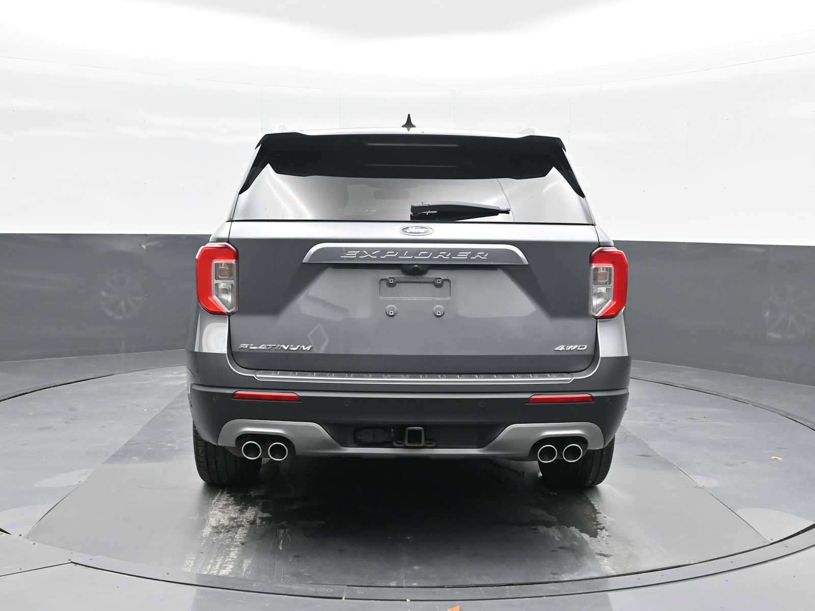 Used 2021 Ford Explorer Platinum w/ Equipment Group 601A image 3