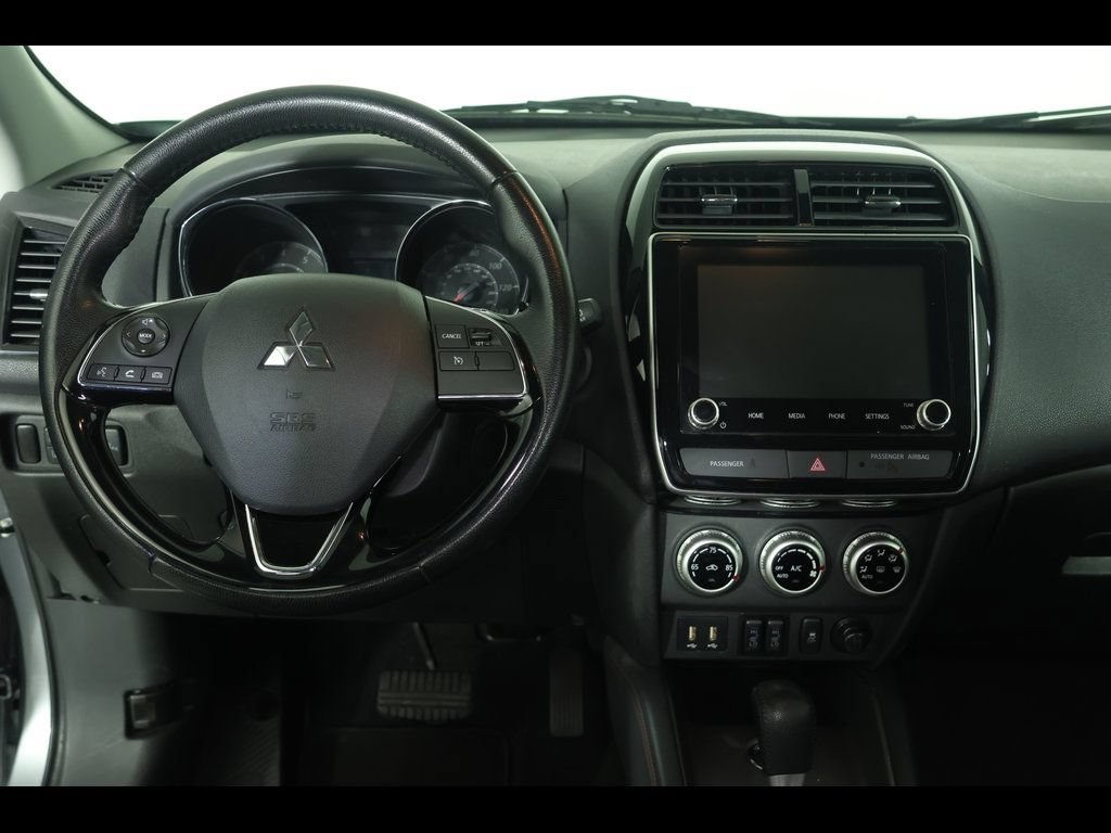 Used 2024 Mitsubishi Outlander Sport SE AWD/4WD image 13