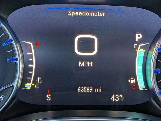 Used 2020 Chrysler Pacifica Limited image 25