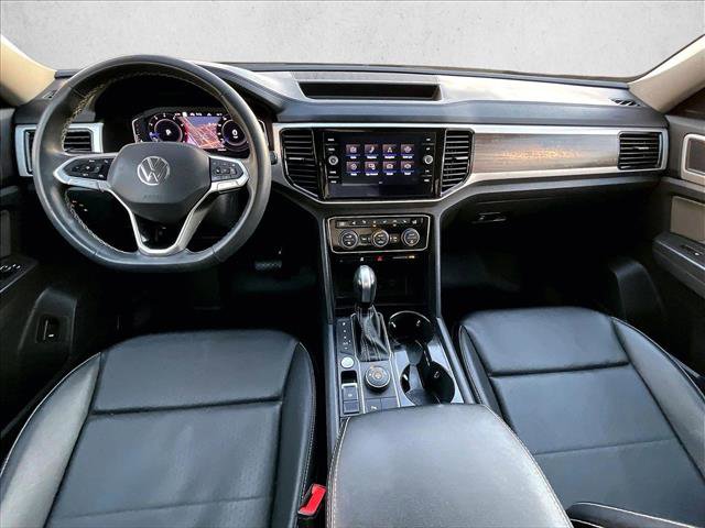 Used 2022 Volkswagen Atlas SEL AWD/4WD image 16