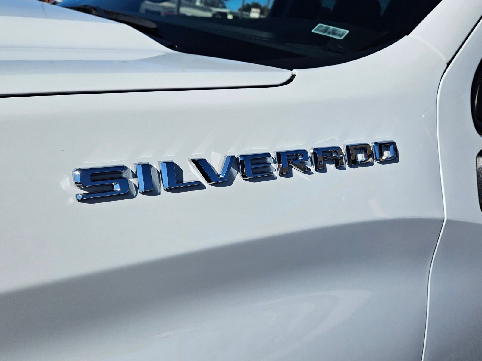 Used 2025 Chevrolet Silverado 1500 LT image 18