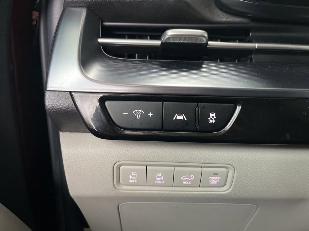 Used 2022 Kia Carnival SX Prestige FWD image 16