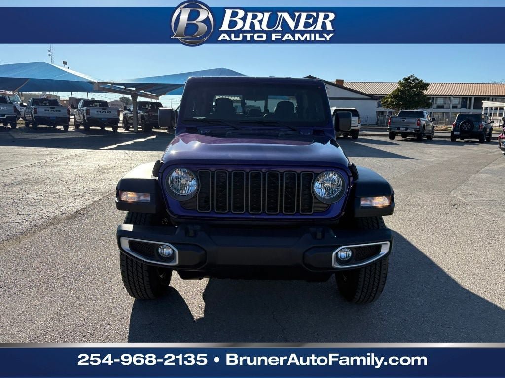 New 2026 Jeep Gladiator Sport AWD/4WD image 2