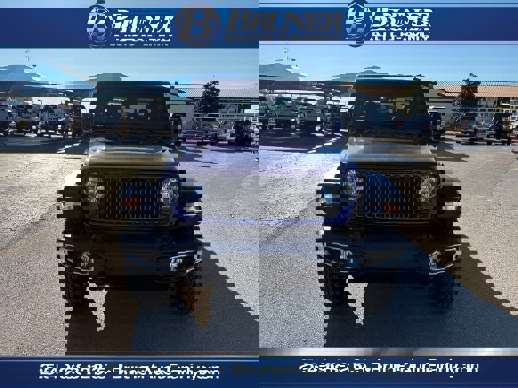 New 2026 Jeep Gladiator Sport image 2