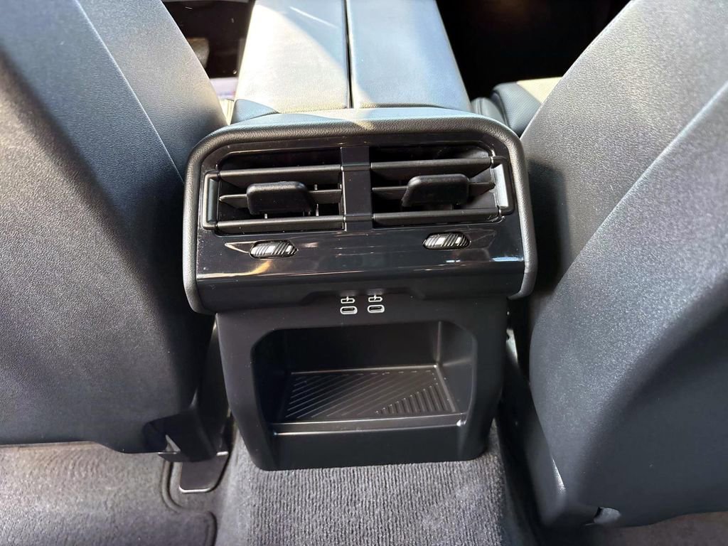 Certified 2025 BMW 540i xDrive image 35