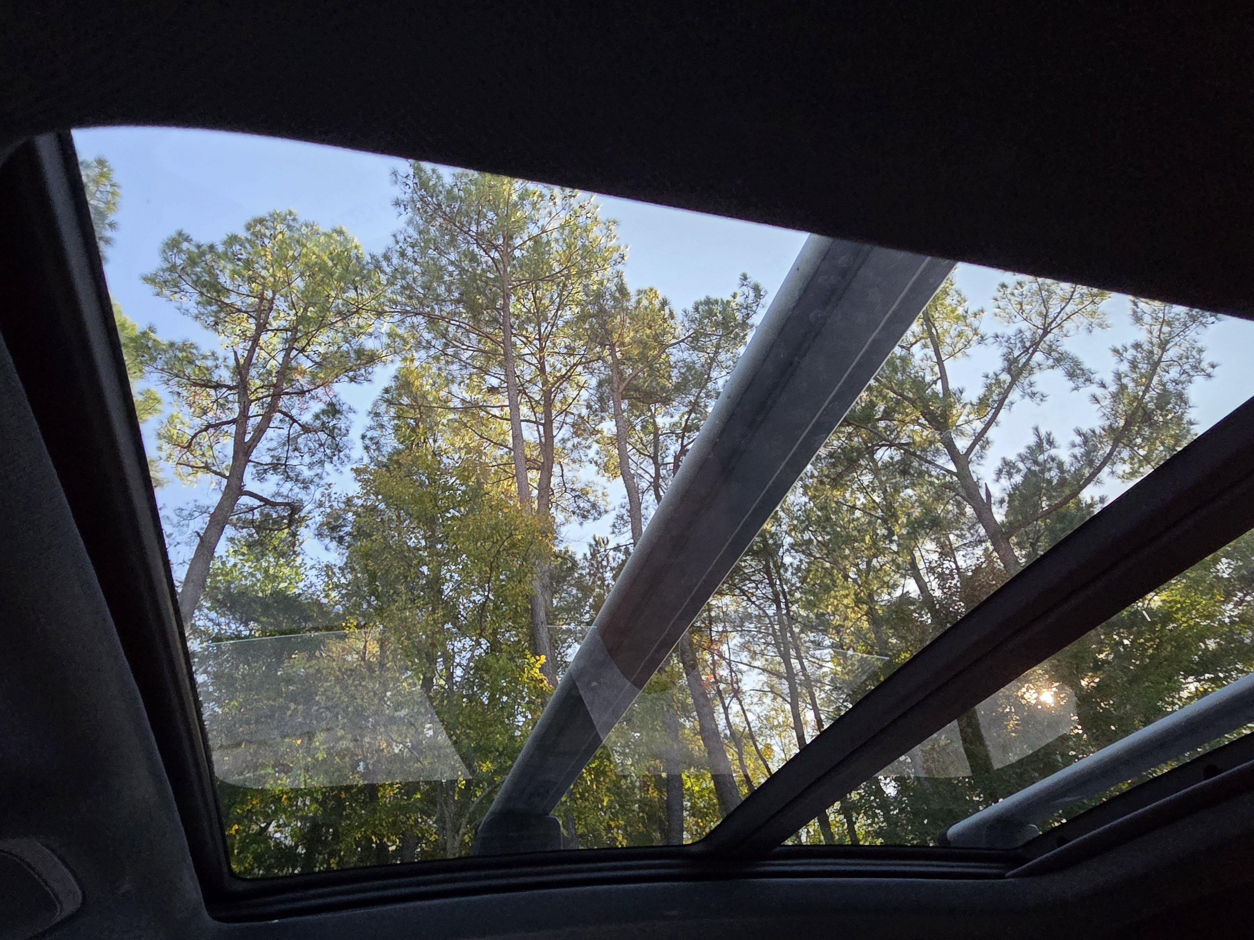 Used 2021 Audi Q8 Prestige w/ Prestige Package image 21