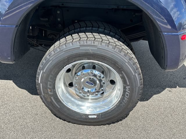 Certified 2019 Ford F450 Platinum w/ Platinum Ultimate Package AWD/4WD image 37