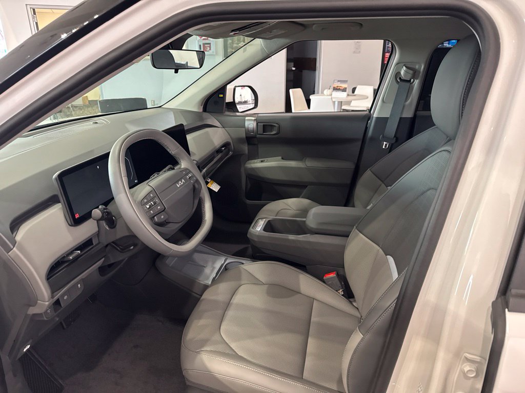 New 2027 Kia EV3 Wind AWD/4WD image 11