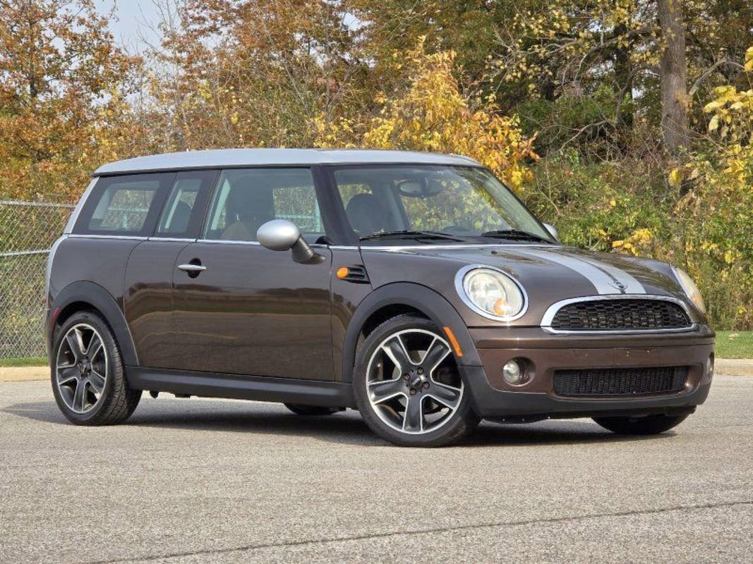 Used 2009 MINI Cooper Clubman Hardtop image 1