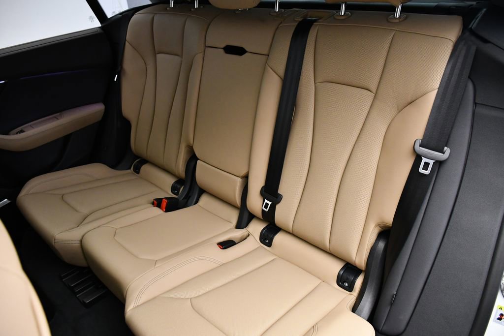 New 2026 Audi Q8 Premium Plus image 43