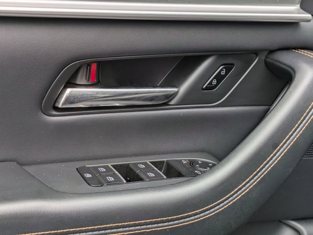 Used 2025 MAZDA CX-90 3.3 Turbo w/ Preferred Package image 13