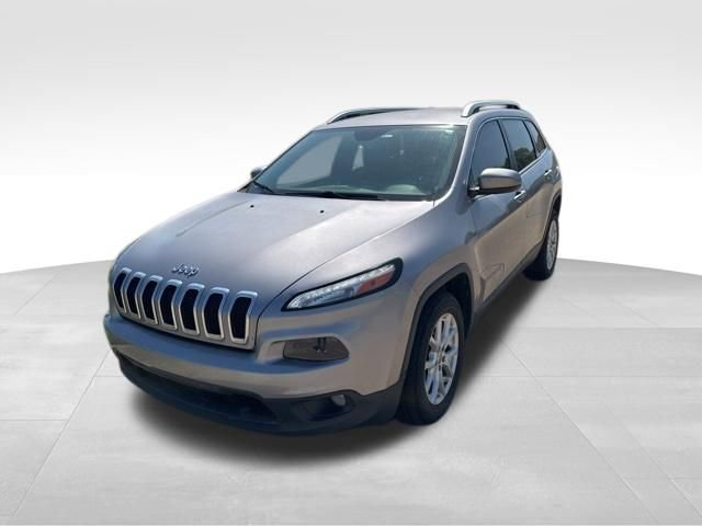 Used 2018 Jeep Cherokee Latitude Plus image 7