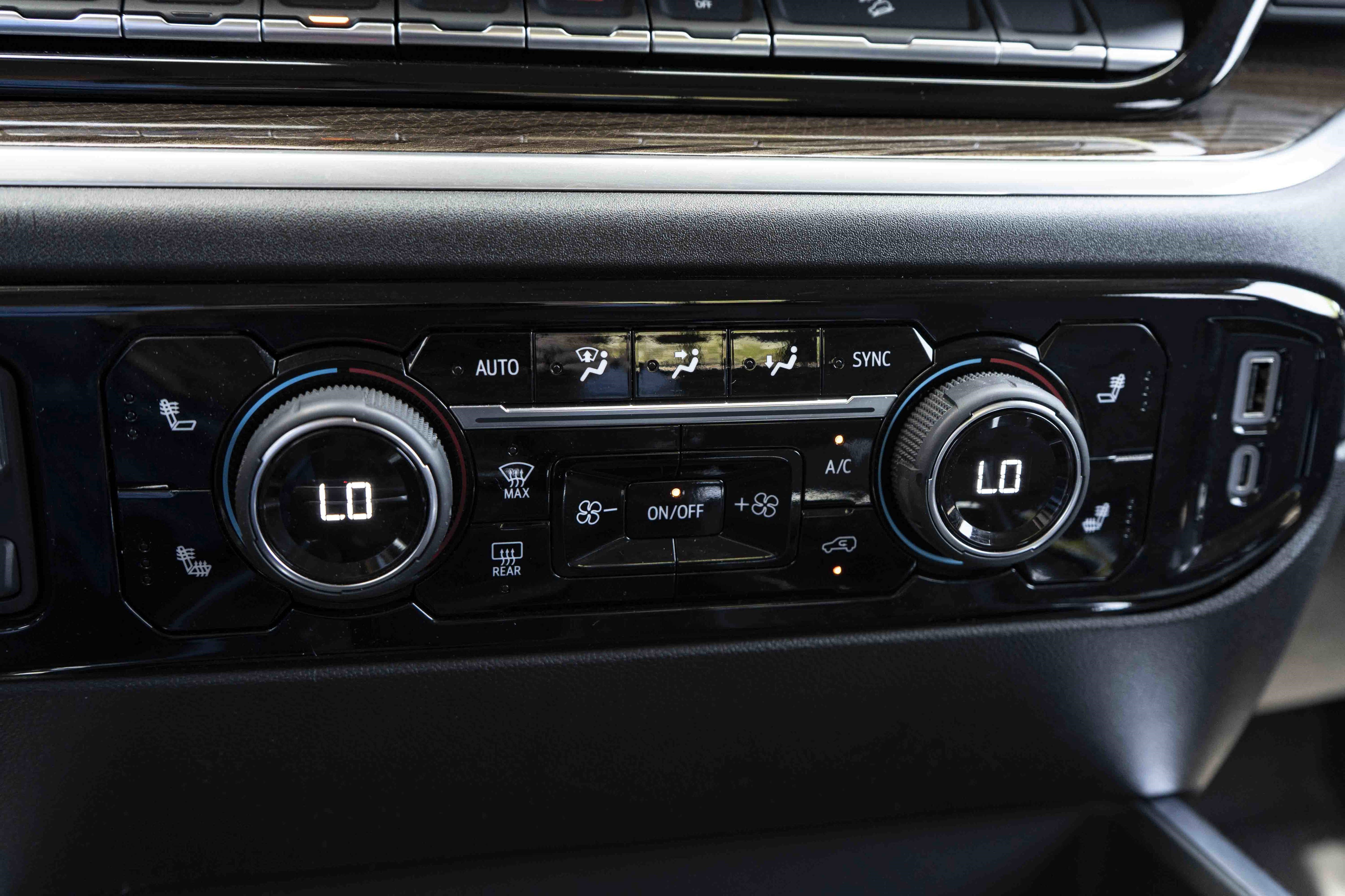 Used 2025 Chevrolet Silverado 1500 RST w/ LPO, Utility Wall Package image 36