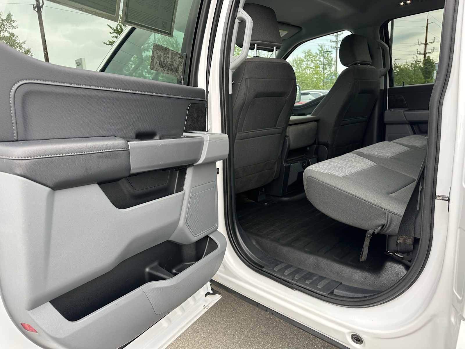 Used 2022 Ford F150 XLT w/ Equipment Group 301A Mid image 15