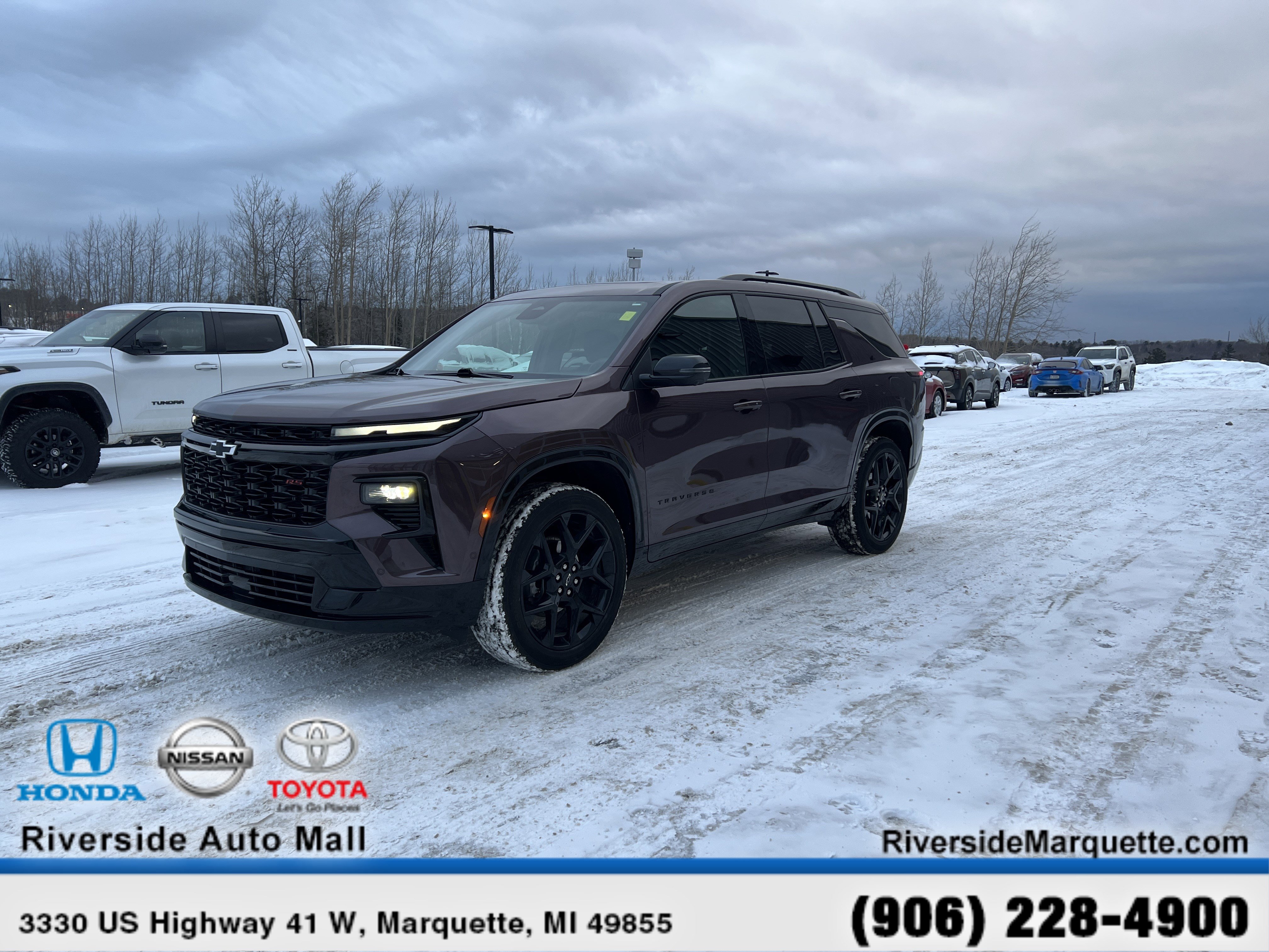 Used 2024 Chevrolet Traverse RS w/ LPO, Floor Liner Package image 3