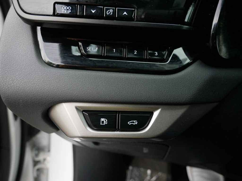 Used 2023 Lexus RX 350 Premium w/ Accessory Package AWD/4WD image 25