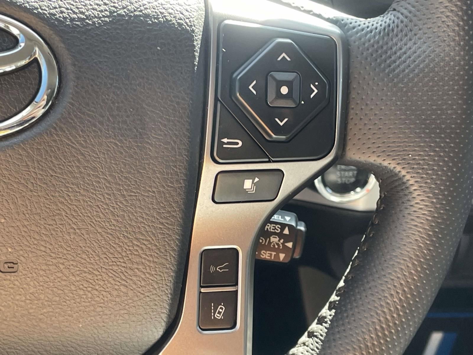 Used 2023 Toyota Tacoma SR5 w/ Technology Package image 26