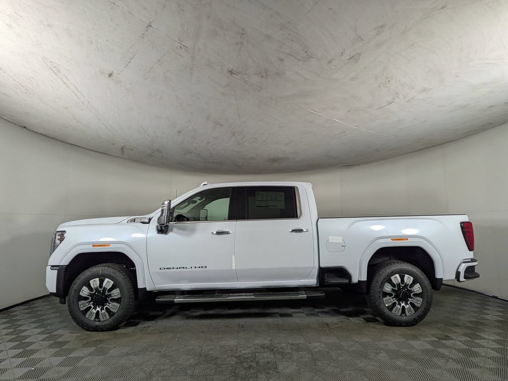 New 2026 GMC Sierra 2500 Denali w/ Denali Reserve Package AWD/4WD image 3