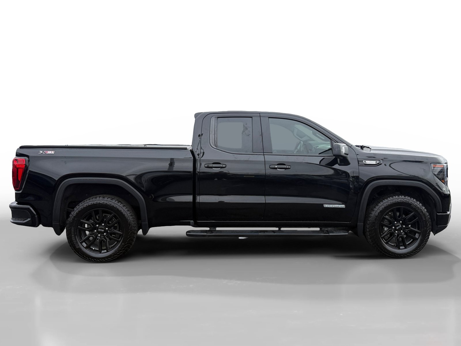 Used 2023 GMC Sierra 1500 Elevation w/ Preferred Package AWD/4WD image 6
