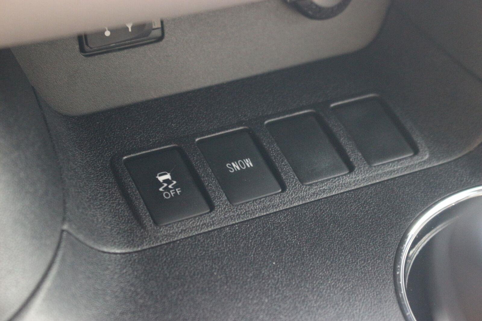 Used 2015 Toyota Highlander XLE FWD image 27