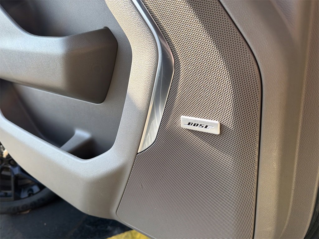 Certified 2022 Chevrolet Suburban LT w/ Luxury Package image 16