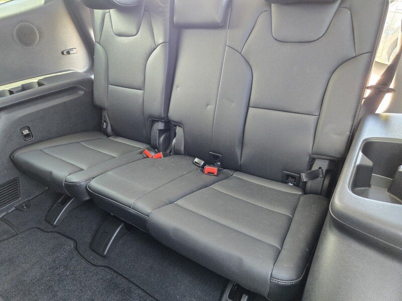 Certified 2025 Kia Telluride SX FWD image 14