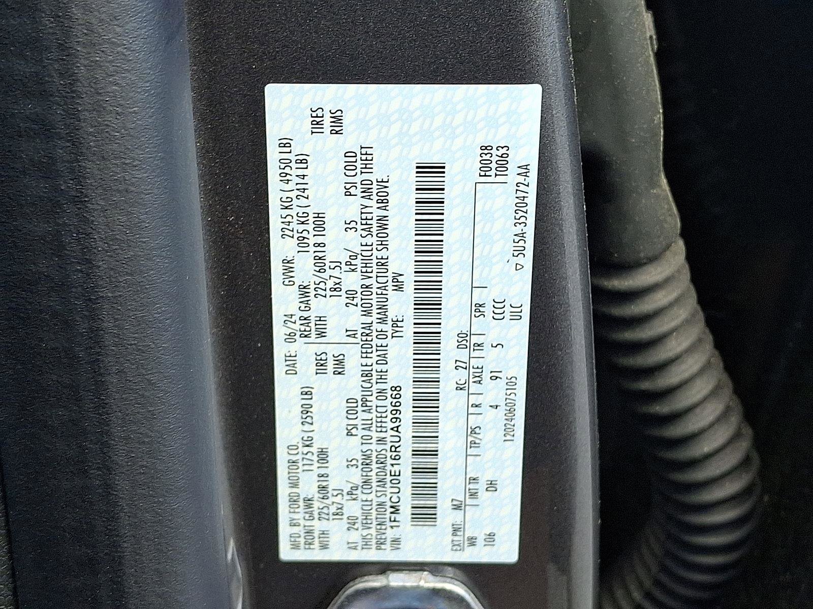 New 2024 Ford Escape SE w/ PHEV Premium Package FWD image 18