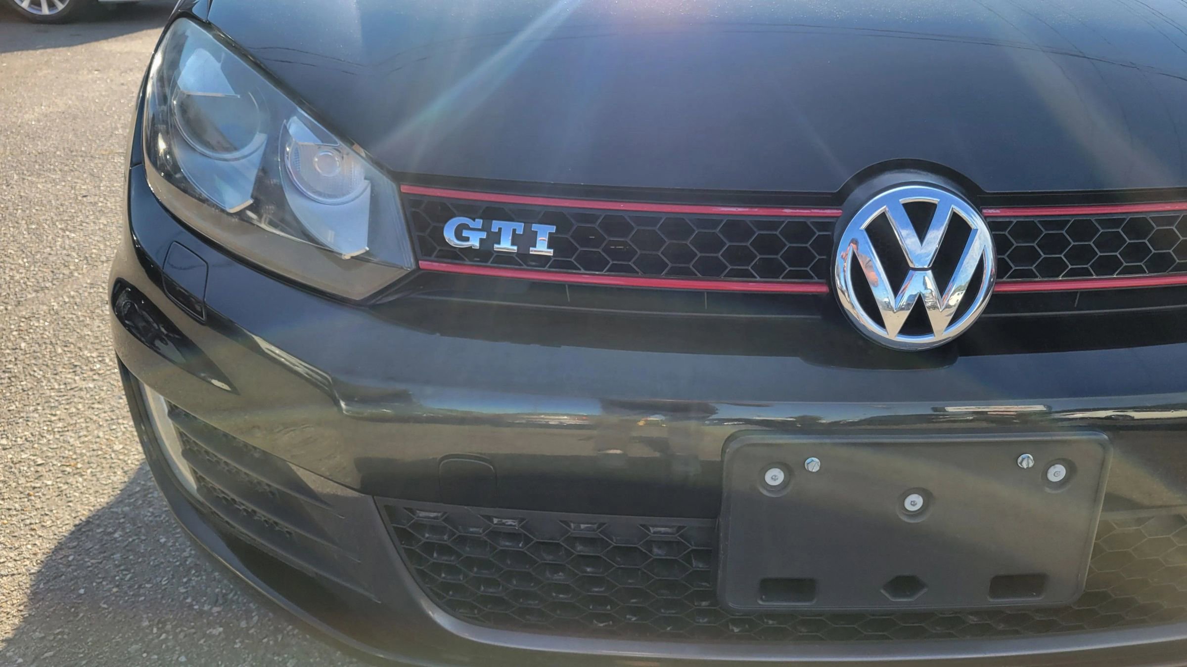 Used 2012 Volkswagen GTI 2-Door FWD image 19