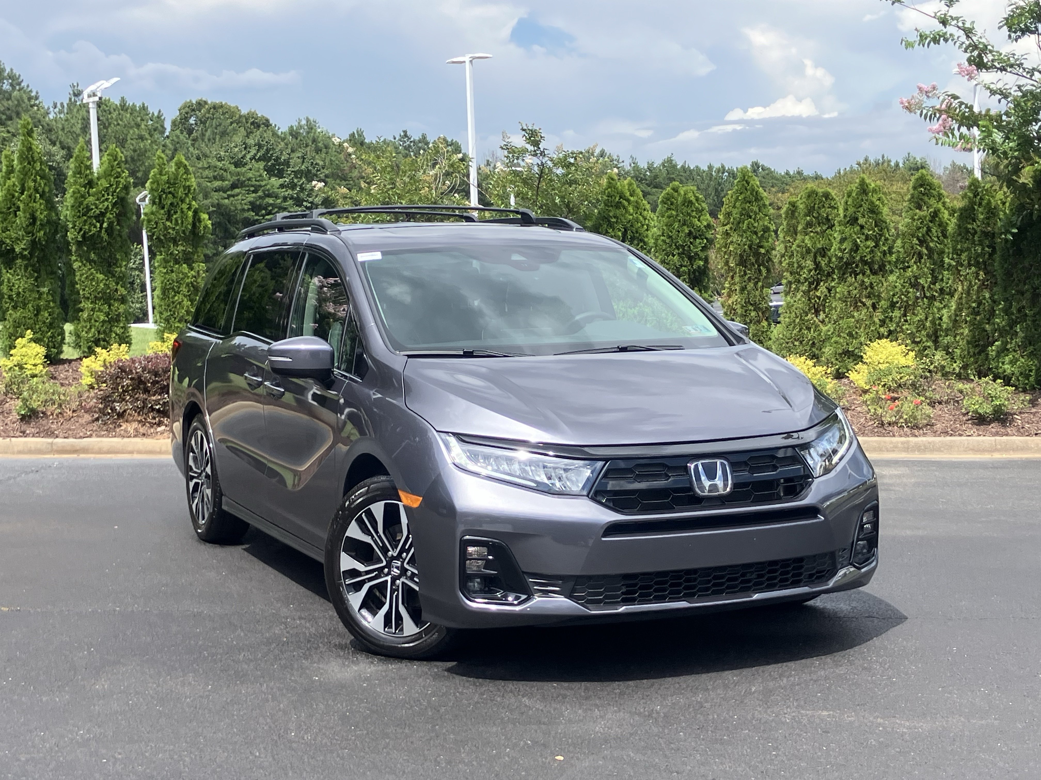 Used 2026 Honda Odyssey Elite video 2