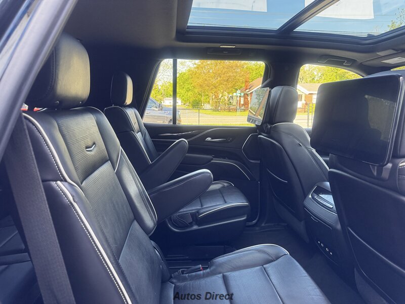 Used 2021 Cadillac Escalade Sport w/ Driver Assist Tech Package AWD/4WD image 30
