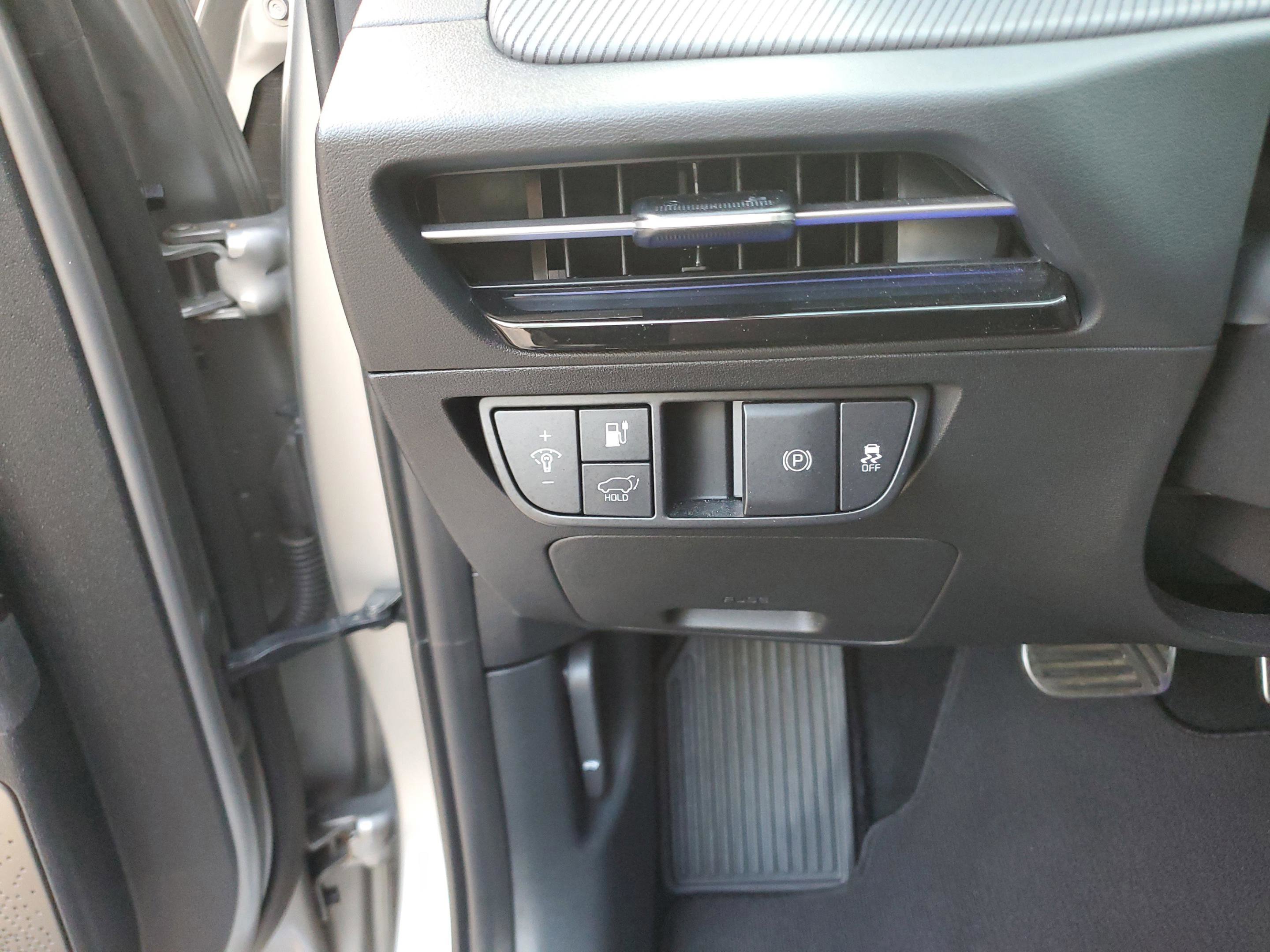 Certified 2024 Kia EV6 GT image 27