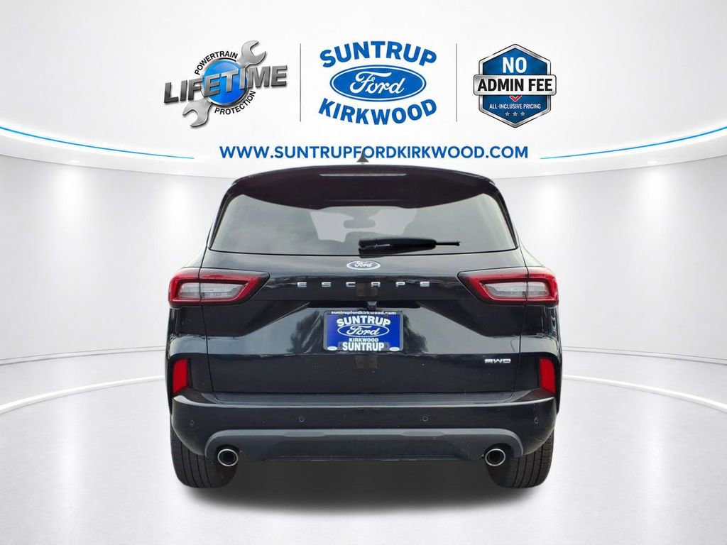 Used 2024 Ford Escape ST-Line Elite w/ Premium Technology Package AWD/4WD image 32
