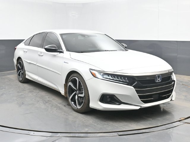 Used 2022 Honda Accord Sport image 2