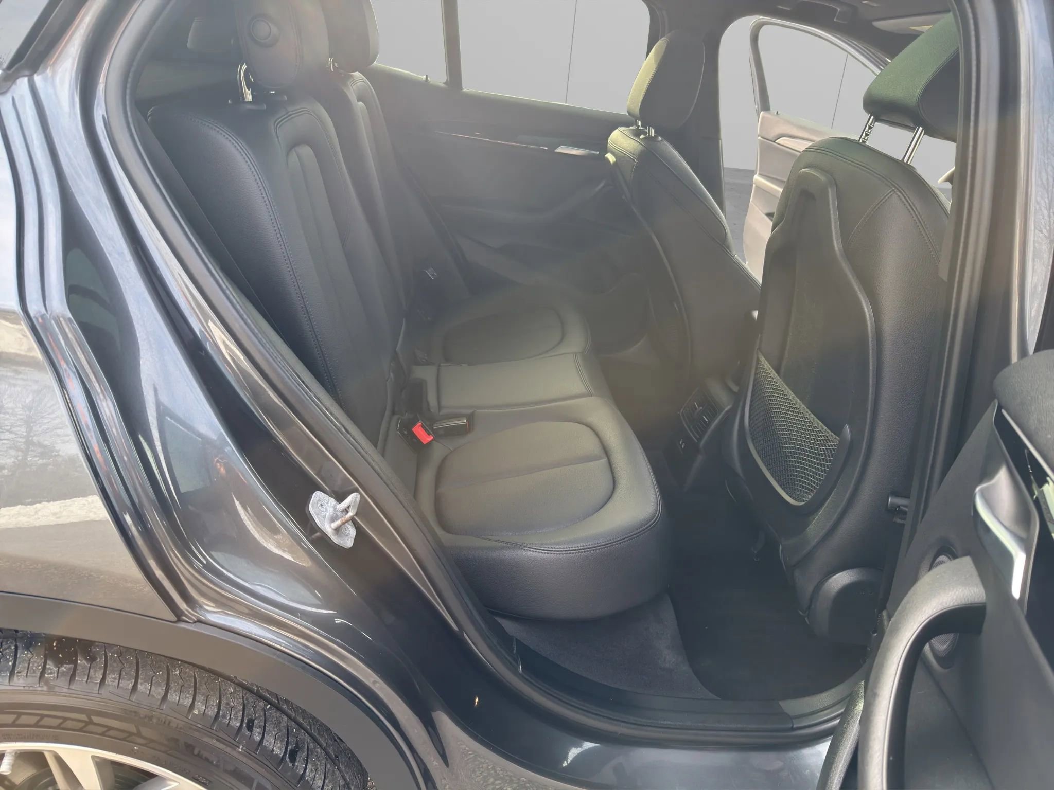 Used 2020 BMW X2 xDrive28i w/ Convenience Package image 13