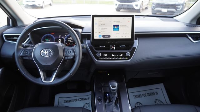 Used 2026 Toyota Corolla Cross XLE FWD image 16