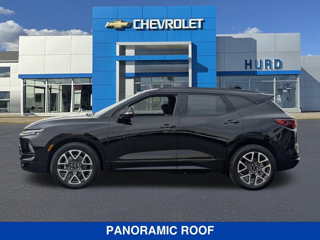 New 2026 Chevrolet Blazer RS w/ LPO, Floor Liner Package image 7