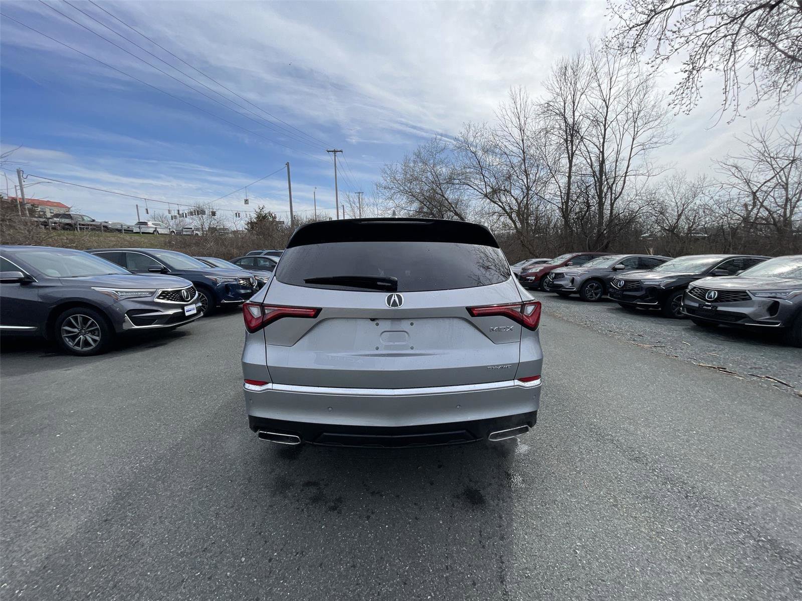 Used 2023 Acura MDX SH-AWD w/ Technology Package image 34