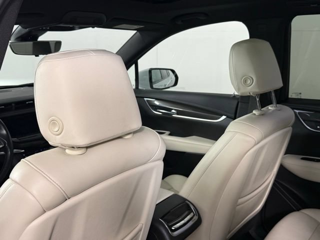 Certified 2022 Cadillac XT6 Sport w/ Technology Package AWD/4WD image 25