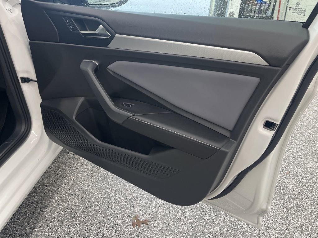 New 2026 Volkswagen Jetta SE image 36