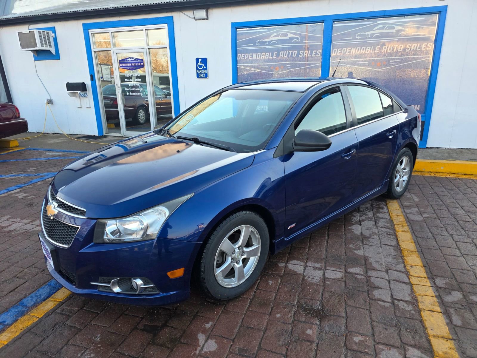 Used 2012 Chevrolet Cruze LT w/ RS Package FWD image 1
