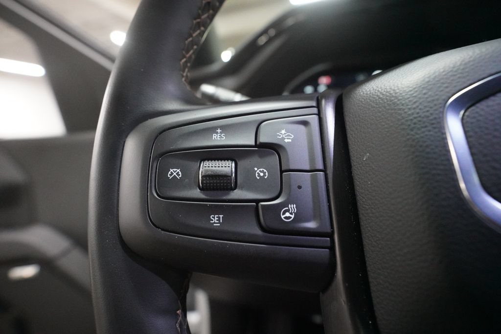 Used 2025 GMC Sierra 2500 AT4 w/ AT4 Preferred Package AWD/4WD image 16