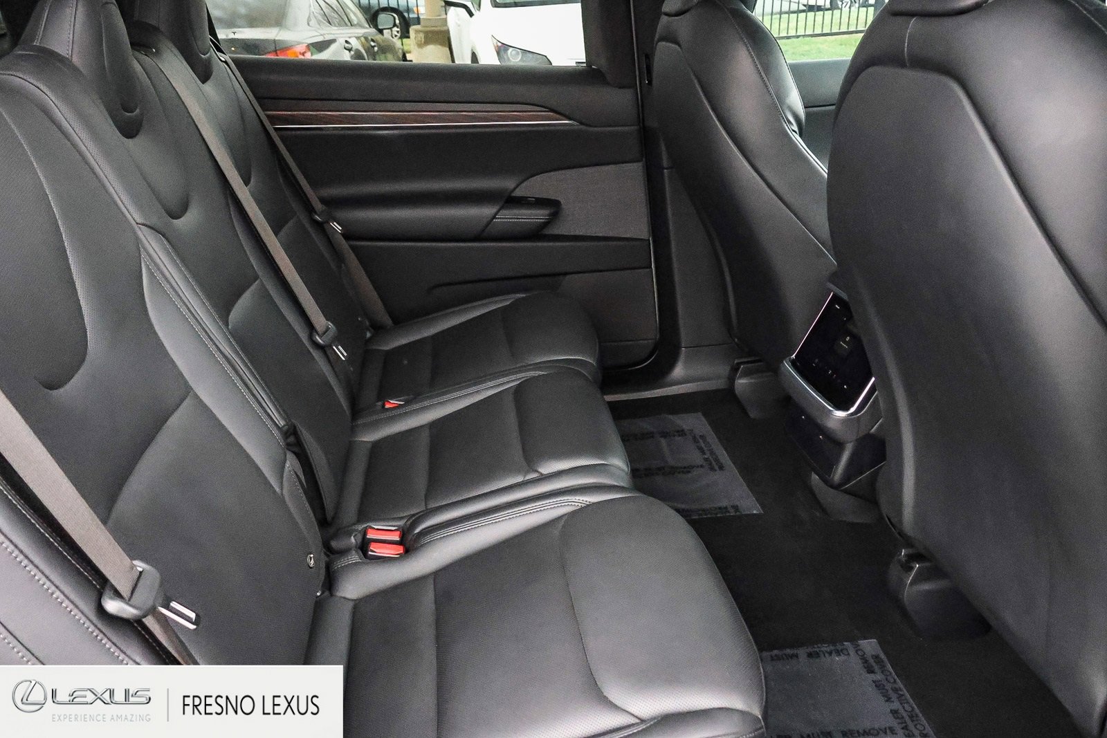 Used 2022 Tesla Model X image 13